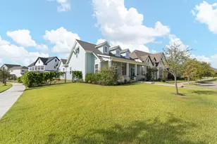 14401 Greymoore Cir, Fort Worth, TX 76008 - Photo 3