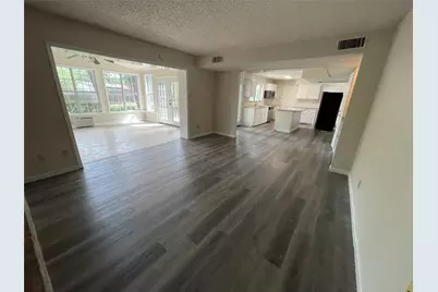 6305 Barcelona Drive, Arlington, TX 76016 - Photo 11