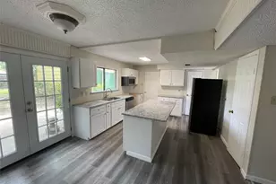 6305 Barcelona Dr, Arlington, TX 76016 - Photo 7