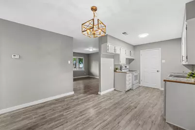 311 S Barbara Street, Lacy Lakeview, TX 76705 - Photo 5