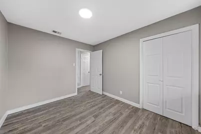 311 S Barbara Street, Lacy Lakeview, TX 76705 - Photo 15