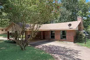110 La Jolla St, Mabank, TX 75156 - Photo 1