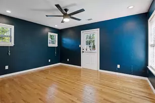 2219 Carnes St, Dallas, TX 75208 - Photo 9