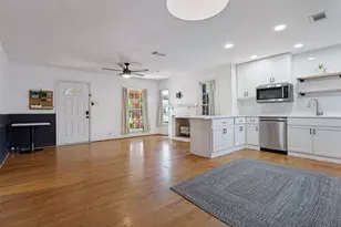 2219 Carnes St, Dallas, TX 75208 - Photo 7