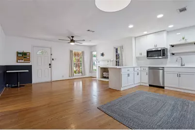 2219 Carnes Street, Dallas, TX 75208 - Photo 7