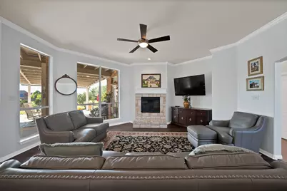 1611 Mustang Court, Cedar Hill, TX 75104 - Photo 9