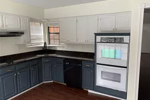 400 St Durney Ct, Irving, TX 75038 - Photo 11