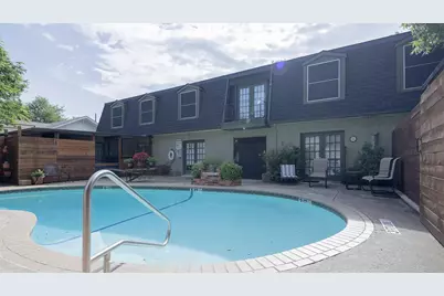 1717 N Locust Street #2, Denton, TX 76201 - Photo 3