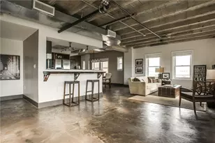 329 E Colorado Blvd, Dallas, TX 75203 - Photo 11