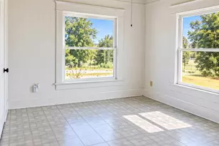 412 Dalton St, Hillsboro, TX 76645 - Photo 3