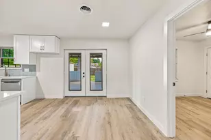 13706 Janwood Ln, Farmers Branch, TX 75234 - Photo 9