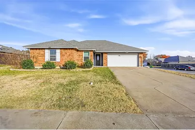 6421 Fairview Drive, Watauga, TX 76148 - Photo 1