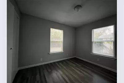 2020 Nomas Street, Dallas, TX 75212 - Photo 19