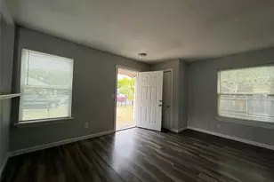 2020 Nomas St, Dallas, TX 75212 - Photo 23