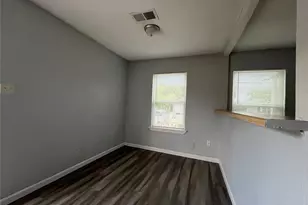2020 Nomas St, Dallas, TX 75212 - Photo 7