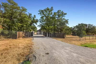 127 Paradise Oaks Court, Paradise, TX 76073 - Photo 7