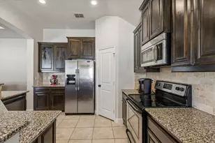 101 Loving Trail, Justin, TX 76247 - Photo 9