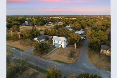 202 N Kickapoo Street, Lipan, TX 76462 - Photo 31