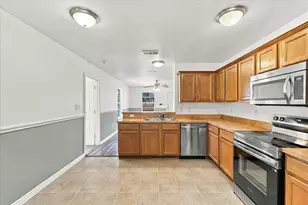 1614 S Montgomery St, Sherman, TX 75090 - Photo 11