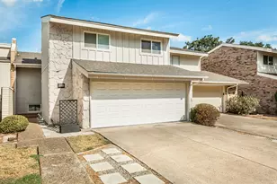 2925 Country Pl Cir, Carrollton, TX 75006 - Photo 3