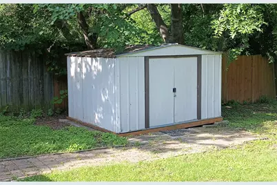 1707 Cottonwood Road, Carrollton, TX 75006 - Photo 15