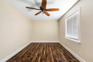 4600 Hunters Glen Ct, Granbury, TX 76048 - Photo 11