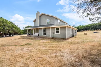 4600 Hunters Glen Court, Granbury, TX 76048 - Photo 3