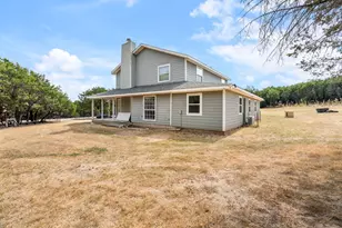 4600 Hunters Glen Ct, Granbury, TX 76048 - Photo 3