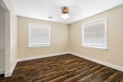 4600 Hunters Glen Court, Granbury, TX 76048 - Photo 17