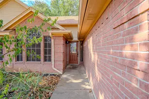 1522 Hayloft Ln, Granbury, TX 76048 - Photo 5