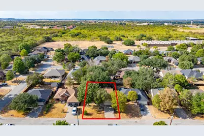 1522 Hayloft Lane, Granbury, TX 76048 - Photo 3