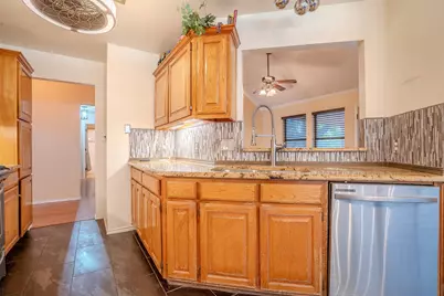 1522 Hayloft Lane, Granbury, TX 76048 - Photo 5