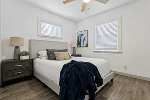 403 E Franklin St, Grapevine, TX 76051 - Photo 13
