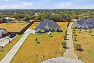 1021 Tobey Ct, Aledo, TX 76008 - Photo 3