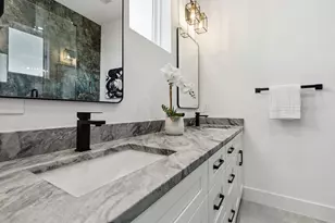 426 Melba St, Dallas, TX 75208 - Photo 7