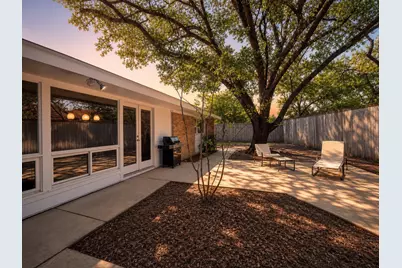 3401 Hanover Lane, Irving, TX 75062 - Photo 9