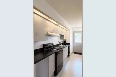 3401 Hanover Lane, Irving, TX 75062 - Photo 13