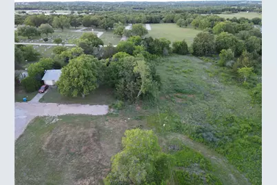 400 E Oakdale Street, Keene, TX 76059 - Photo 11