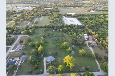 400 E Oakdale Street, Keene, TX 76059 - Photo 15