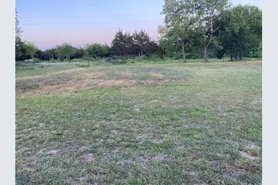 400 E Oakdale Street, Keene, TX 76059 - Photo 1