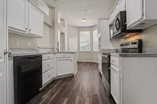 5612 Greenwich Dr, Arlington, TX 76018 - Photo 9