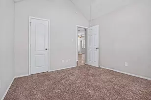 5612 Greenwich Dr, Arlington, TX 76018 - Photo 13