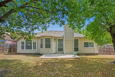 5612 Greenwich Drive, Arlington, TX 76018 - Photo 17