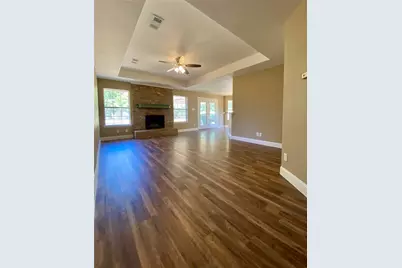 805 Lynn Street, Bonham, TX 75418 - Photo 3