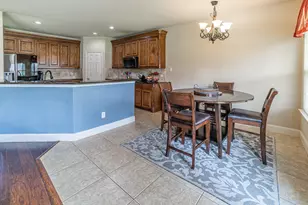 3039 Rosina, Grand Prairie, TX 75054 - Photo 3