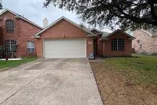 6602 Sandgate Dr, Arlington, TX 76002 - Photo 1