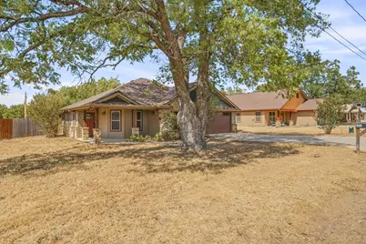 632 N Park Street, Dublin, TX 76446 - Photo 3
