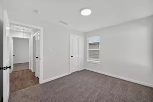 610 E Texas St, Denison, TX 75021 - Photo 17