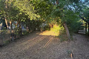 112 E Indiana Ave, Midlothian, TX 76065 - Photo 7