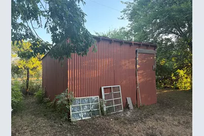 112 E Indiana Avenue, Midlothian, TX 76065 - Photo 11